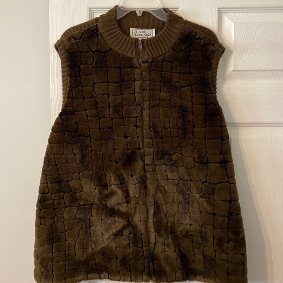 A Little Extra Spice Unisex Vest size 3X bust 50” long 28” brand new with tag - Picture 1 of 9